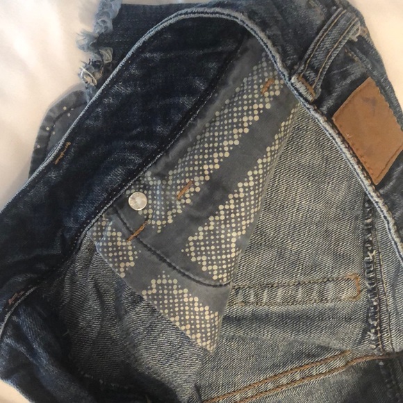 American Eagle shorty size 8 Fringe shorts - Picture 7 of 8